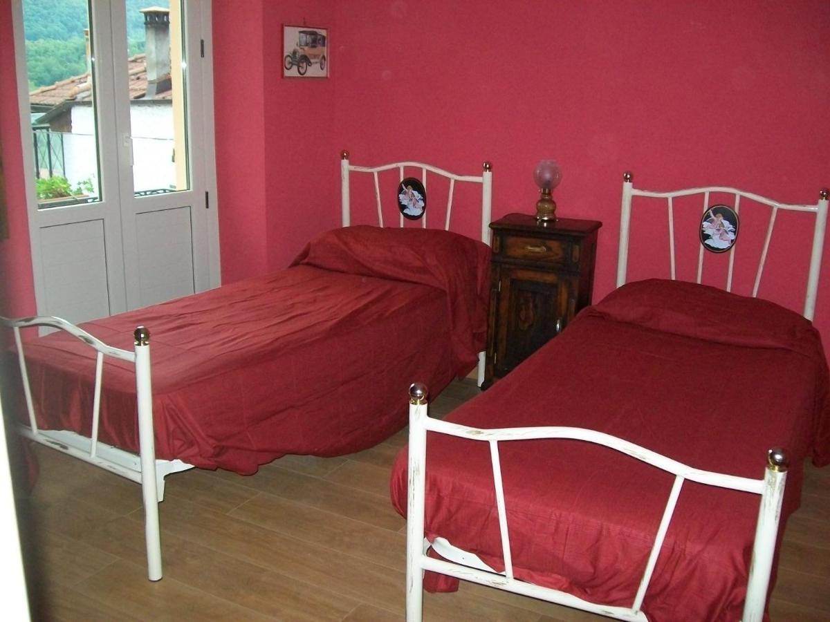 B&B Pisolo E I Persi Pien Roccasparvera Bagian luar foto