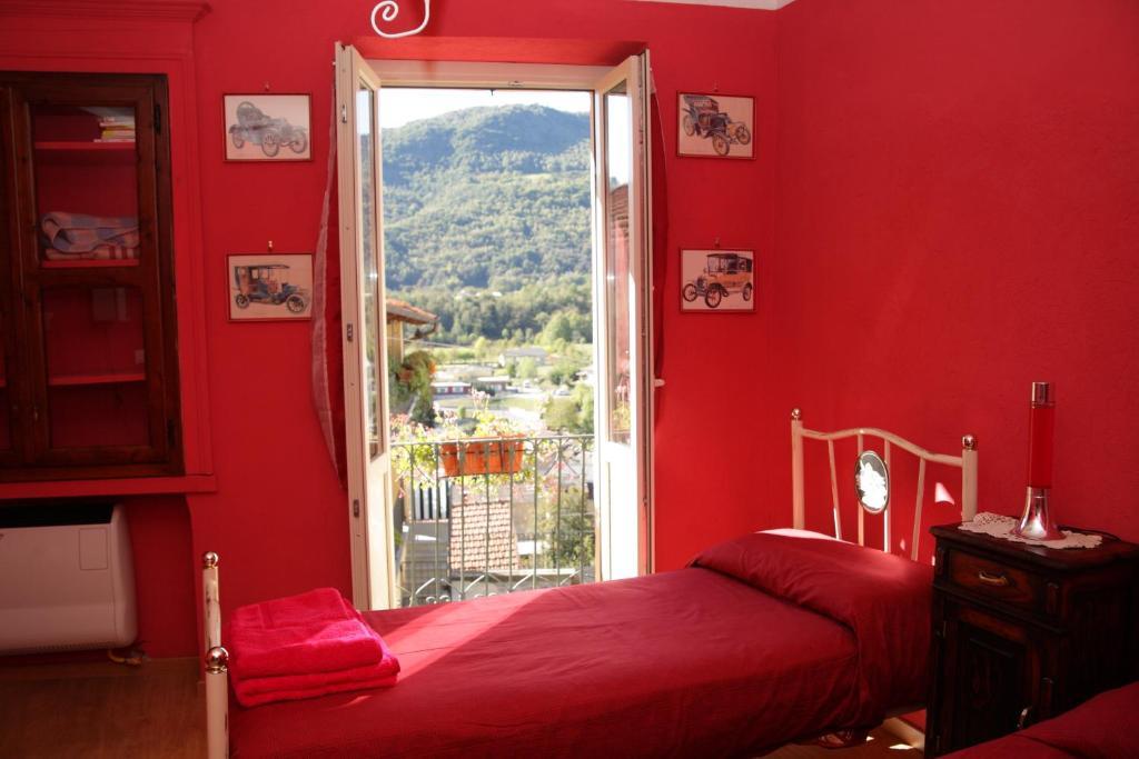 B&B Pisolo E I Persi Pien Roccasparvera Ruang foto