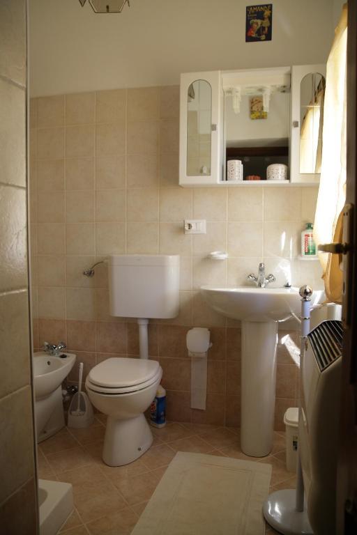 B&B Pisolo E I Persi Pien Roccasparvera Ruang foto