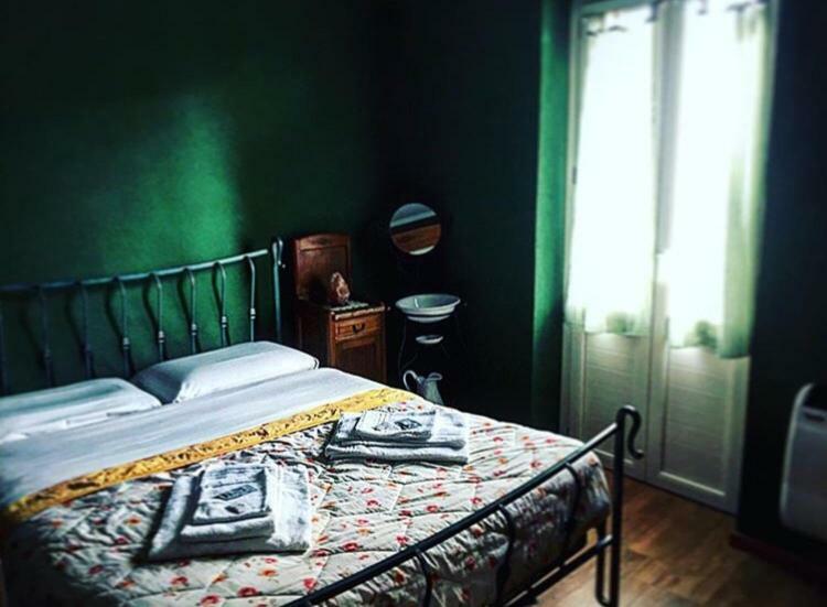 B&B Pisolo E I Persi Pien Roccasparvera Bagian luar foto