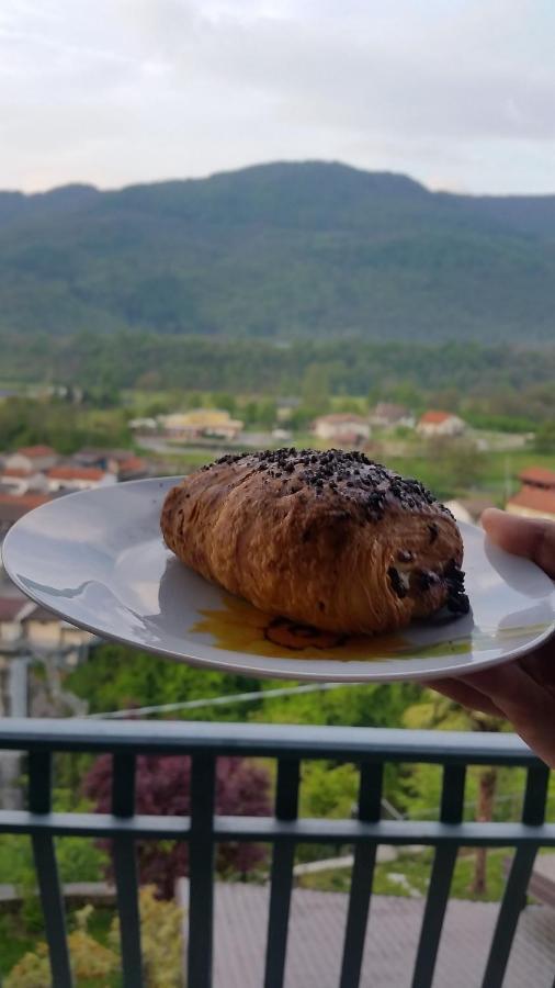 B&B Pisolo E I Persi Pien Roccasparvera Bagian luar foto